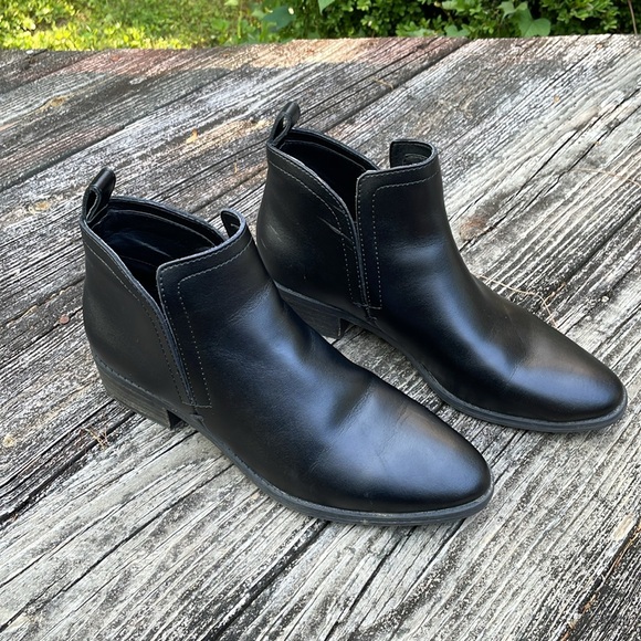 Dolce Vita Tamy leather booties boots Onyx Black pull on small heel 10 - Picture 11 of 11